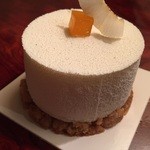 Pastisseria Hofmann  - きめ細かい雪の様な表面生地が良い感じです♪