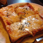 珈琲豆蔵 - チーズトースト