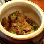和屋 - ホルモンの味噌煮込み