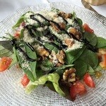 Les Quinze Nits - このサラダが一番良かったかな…。
