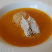 CORK - アイスのクリームを混ぜていただいた帆立入りスープ