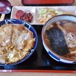 喜久美 - カツ丼せっと（中華そば）1,000円