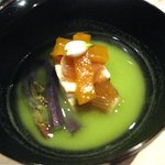 くろぎ - うすい豆のすり流し フカヒレ
