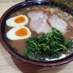 秋葉原ラーメン わいず - ラーメン　味玉(15-06)