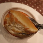 バカリ ダ ポルタ ポルテーゼ - パンナコッタカラメルソースかけ；アップ