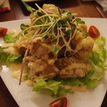 鶏の唐揚げ 燻製チリマヨネーズソース 900円 （2015/04）