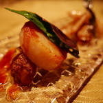 ラ・グランターブル ドゥ キタムラ - 2015/6　北海道産・帆立貝と伊勢湾産・小鳥賊のグリル　泉州岸和田産・水茄子のフリチュールと共に