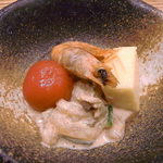 いし川 - つきだし　ジャコ海老・玉蜀黍ゼリー・トマト・何か？☆♪