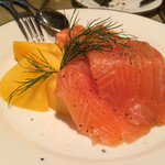 コリス - サーモンとマンゴー