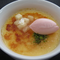 TRATTORIA CREATTA - ホワイトチョコレートのクレームブリュレと白桃シャーベット
