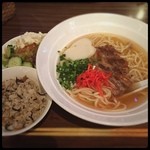 Okinawa cafe - 名古屋戻ってきました〜！
                        けれど沖縄料理w