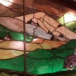 万平ホテル メインダイニングルーム - メインダイニングのステンドグラス