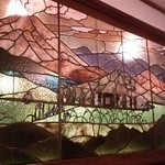 万平ホテル メインダイニングルーム - メインダイニングのステンドグラス