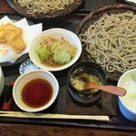 蕎麦切り 翁 - 後からお蕎麦がきます～（料理食べかけ）