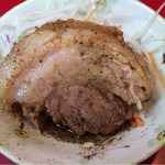 千里眼 - 追加豚1枚 90円 冷やし中華仕様へカネシに卓上黒胡椒挽き挽き