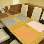 GARDEN DINING 空の彩 - 明るいテーブル席