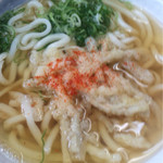 弥太郎うどん - ゴボ天ヴォーノうどんす！
      ネギの緑に、うどんの白。一味唐辛子の赤が、わが祖国イタリアの国旗を思いださせてくれました。ヴォーノ！ヴォーノ！