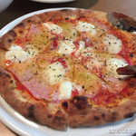 イル・ターボロ - 2015.6.21(日)19時半予約 ディナーコース2100円他追加  ロースハムとモッツァレラのトマトソースを指定