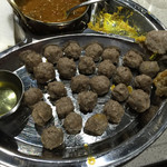 Sekuwa Corner - 素手で、デロを団子状にしました(^^)/