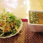アユタヤ - サラダとスープ