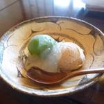 魚菜料理 縄屋 - 青梅の甘露煮と酒粕のアイス・・