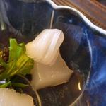 魚菜料理 縄屋 - 凄く丁寧な隠し包丁で感激！