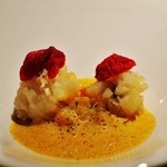 エクアトゥール - 活け締め鱧のフリチュールと活けオマールポアレ、トマトコンフィとエストラゴンのソース