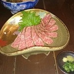 焼肉酎房 蔵屋 - 牛のタタキとナムル、美味しい。