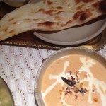 チキンモルタニ、ナン