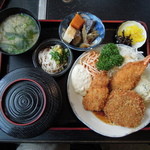 Oshokuji Dokoro Mitsuoka - ミックスフライ定食