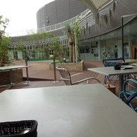 TOOTH TOOTH GARDEN RESTAURANT - テラス席