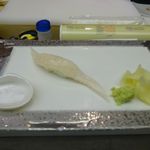 善すし　젠스시 - ヒラメのエンガワ
