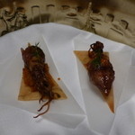 2016年6月春のメニュー　缶の中には、「ホタルイカと昆布のタルト」