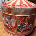 2016年6月春のメニュー　メリーゴーランドの缶♪