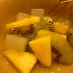 鮨辰巳 - キウイとパインにナタデココ