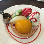 星乃珈琲店 - 季節限定  桃のパンケーキ