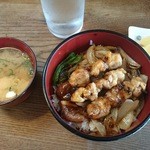 よこた - 焼鳥丼　５８０円