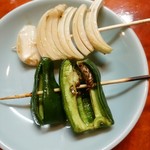 焼き鳥め組 - 玉ネギ、ピーマン