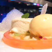 ブラッスリー ポール・ボキューズ 大丸東京 - ≪'15/06/22撮影≫デザートセット 1026円 の白ワインのバヴァロア カンパリ＆グレープフルーツのジュレと彩りフルーツ マンダリンのソルベ