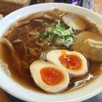中華そば(あっさり)中650円＋煮玉子100円