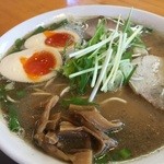 麺饗 松韻 - 中華そば(こってり)700円＋煮玉子100円＋ニラ50円