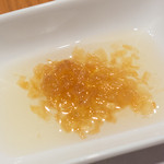 中華杉本 - 自家製たまねぎソース添え
      