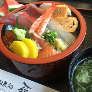 鮨と旬菜処 須田_1