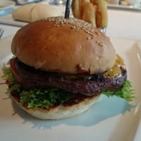 RUBY JACK'S SEAFOOD & STEAK - ２６００円の高級バーガー！