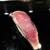 金寿司 - カツオ
                      塩でいただきました
