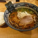 麺屋 黒船 - 味噌ラーメン 650円半ライス付き