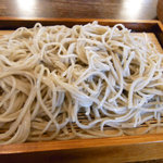蕎麦 ふじおか - これが「ふじおか」の蕎麦。量はそれなりにしっかり。