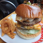 ダブルロットバーガー　全景