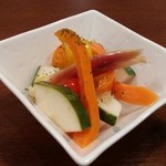 ビーダブリュー カフェ - 自家製 夏野菜のピクルス