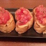 ビーダブリュー カフェ - トマトのブルスケッタ